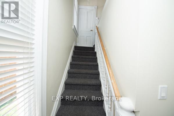 #2 - 56 John Street, Brampton, Ontario  L6W 1Z3 - Photo 5 - W12634064