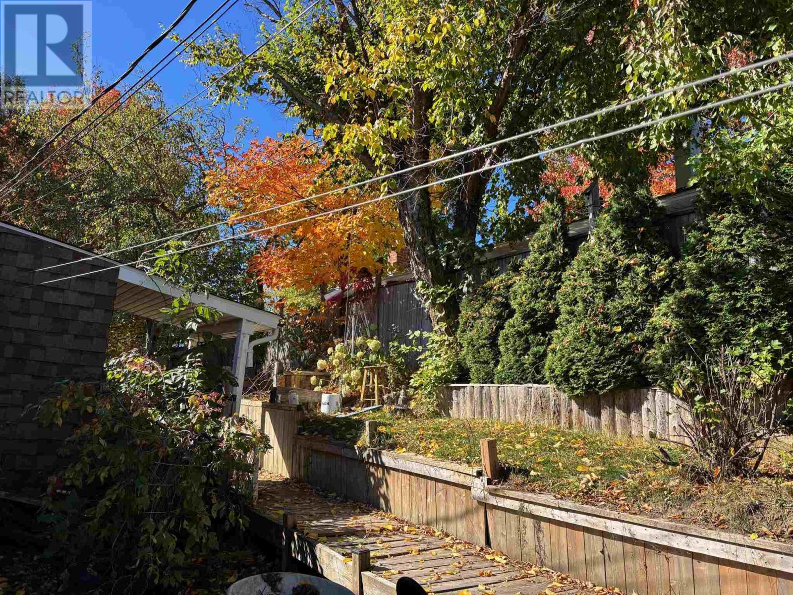 30 Denison Rd, Elliot Lake, Ontario  P5A 1L7 - Photo 10 - SM252909