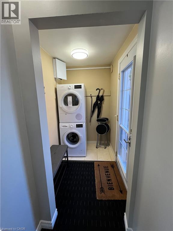 56 King Street W, Dundas, Ontario  L9H 1T8 - Photo 4 - 40802031