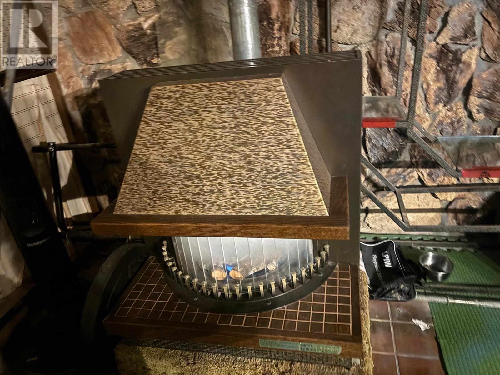 30 Denison Rd, Elliot Lake, Ontario  P5A 1L7 - Photo 34 - SM252909