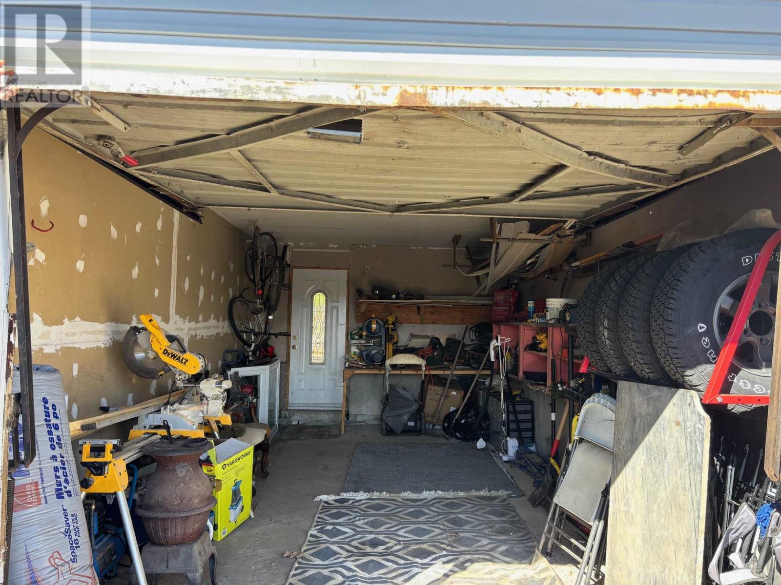 30 Denison Rd, Elliot Lake, Ontario  P5A 1L7 - Photo 8 - SM252909