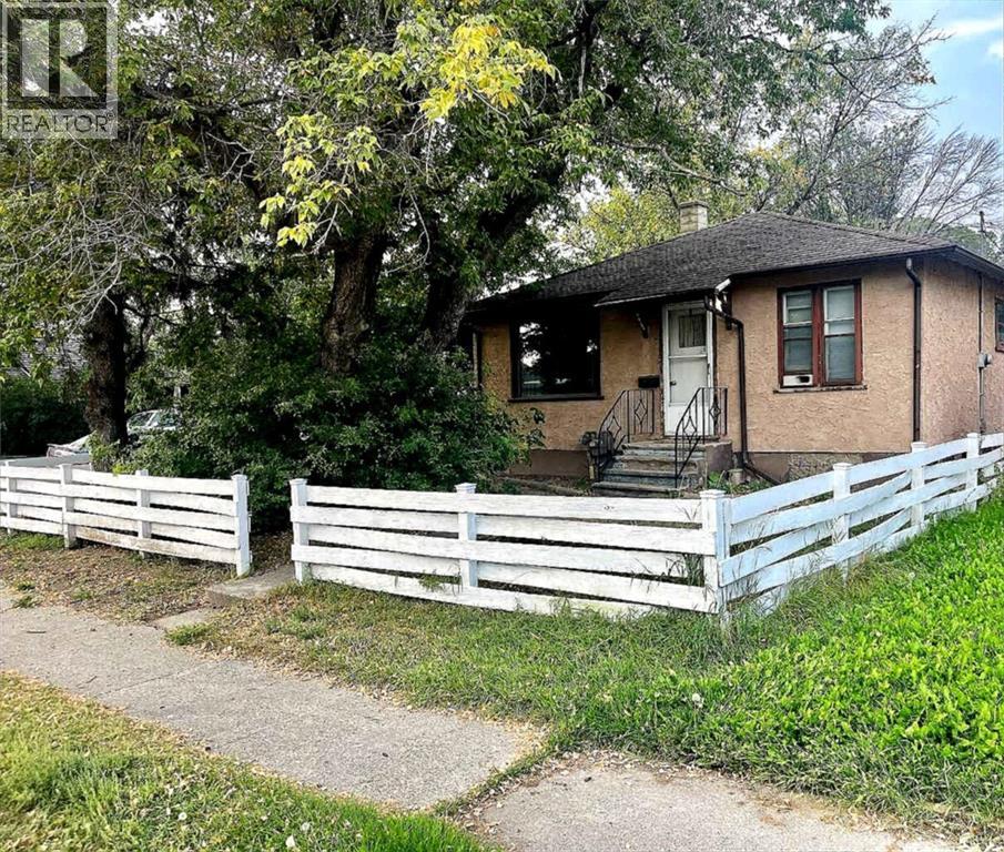 1803 5A Avenue N, Lethbridge, Alberta