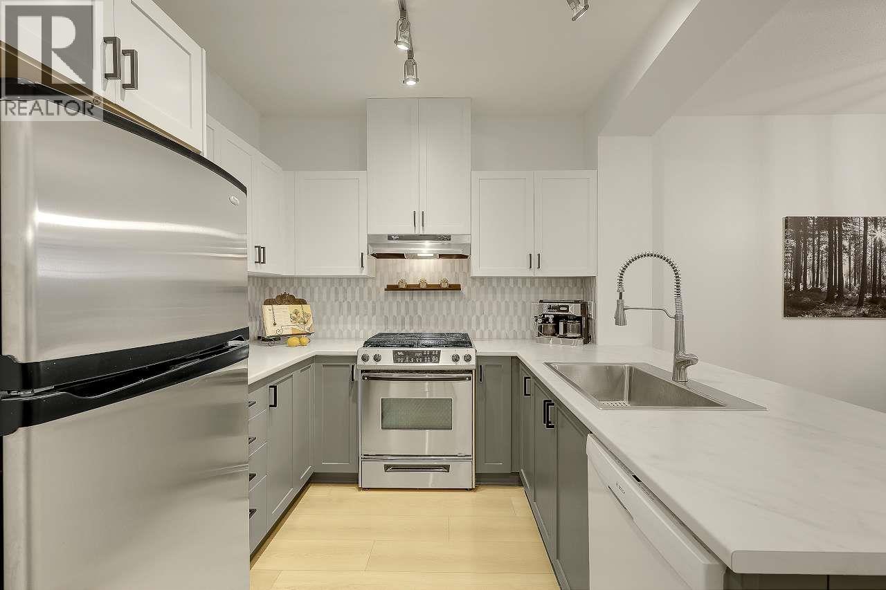 #106 2959 Silver Springs Boulevard, Coquitlam, British Columbia  V3E 3S5 - Photo 10 - R3081742