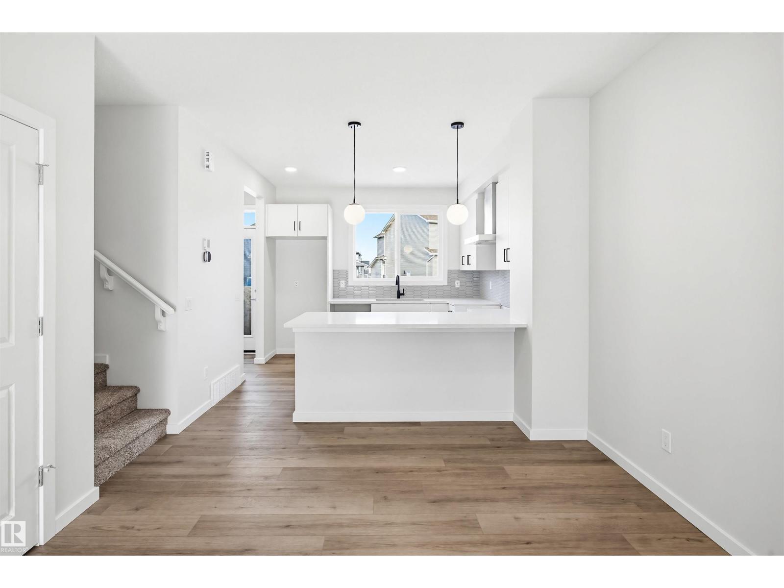 7102 50a Av, Beaumont, Alberta  T4X 3E6 - Photo 6 - E4466144