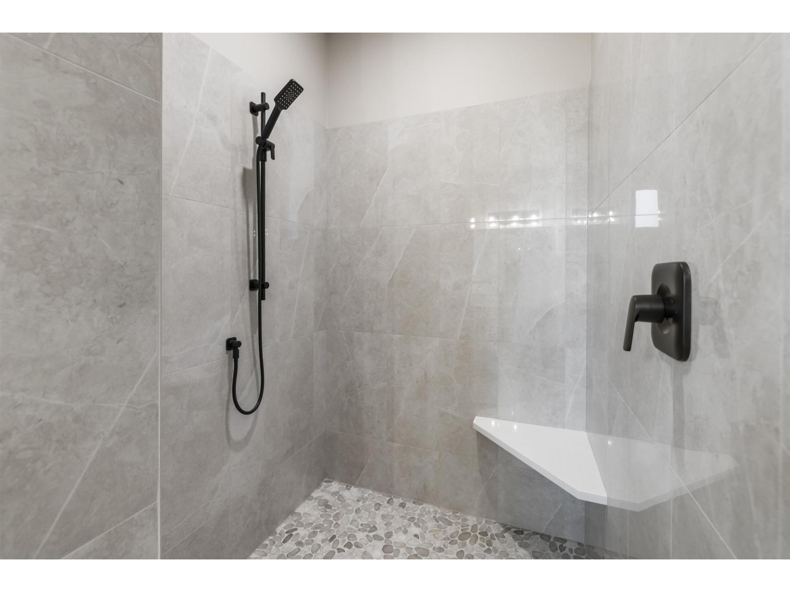 47256 Valerie Place, Little Mountain, Chilliwack, British Columbia  V2P 7W9 - Photo 26 - R3052361