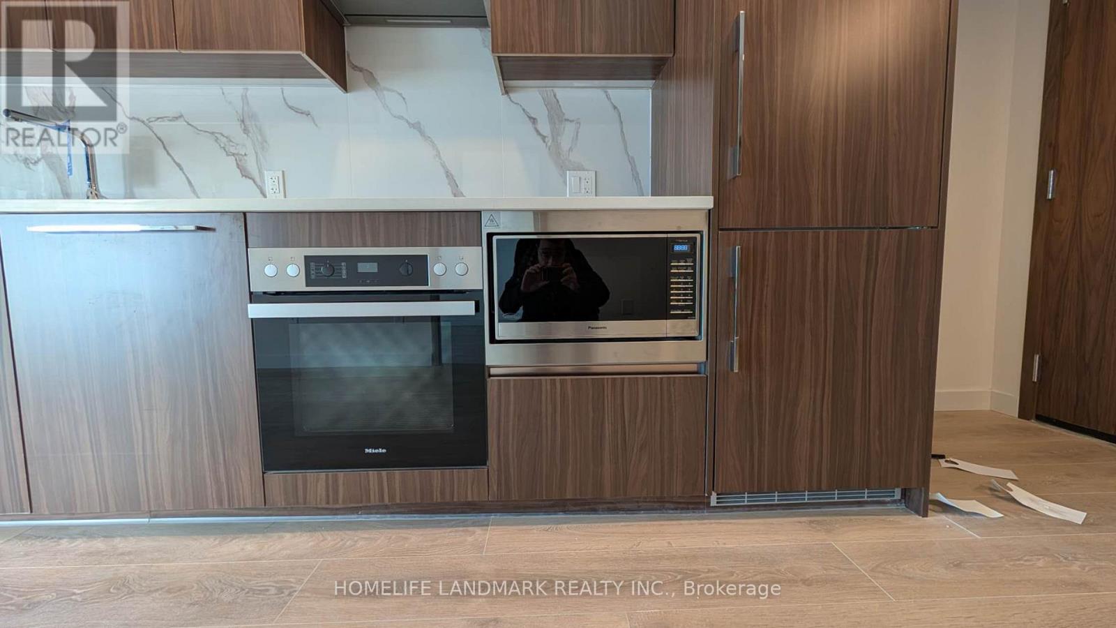 2612 - 3 Concord Cityplace Way, Toronto, Ontario  M5V 0X4 - Photo 5 - C12750174