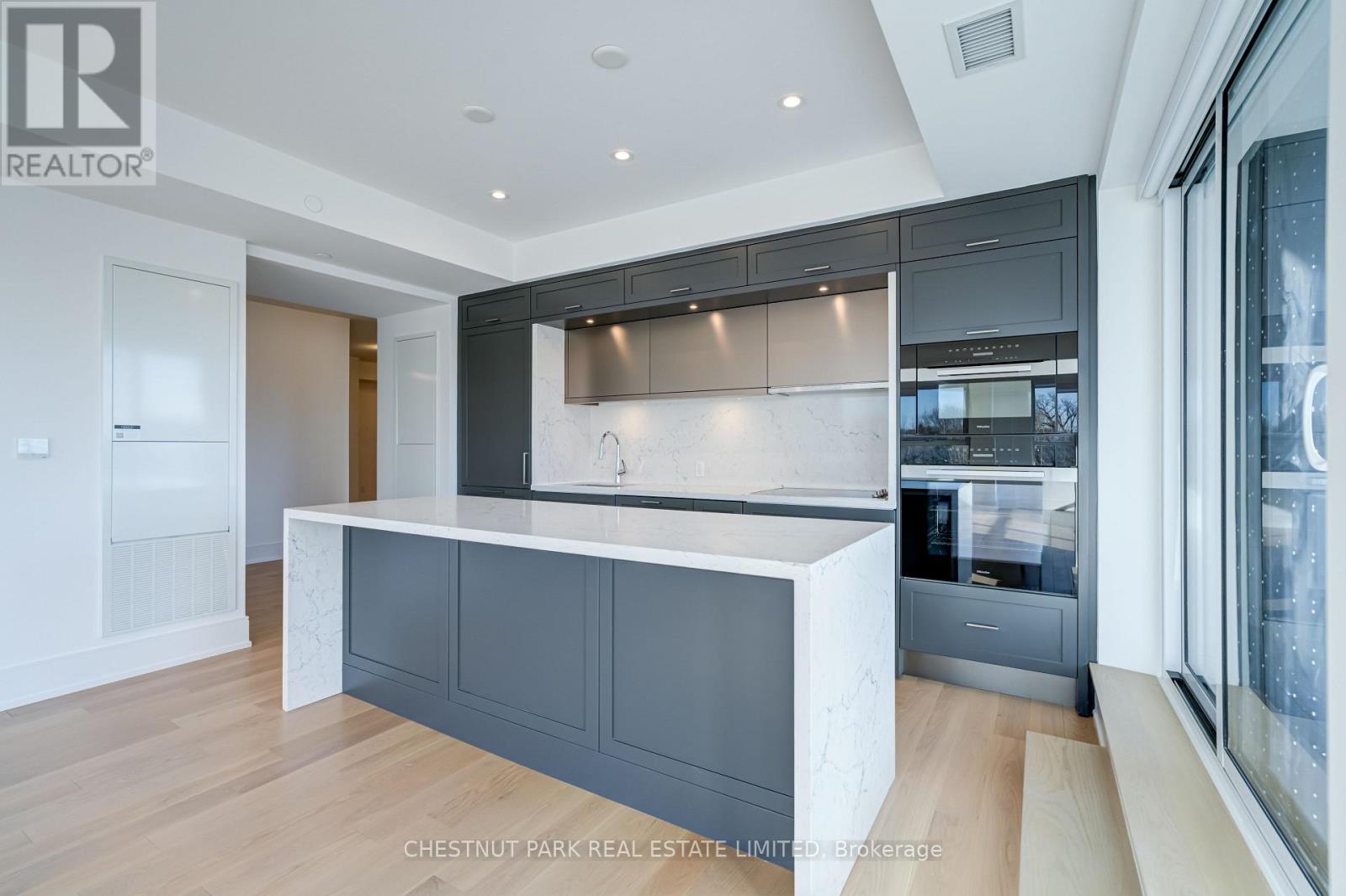 311 - 10 Inn On The Park Drive, Toronto, Ontario  M3C 0P9 - Photo 11 - C12750192