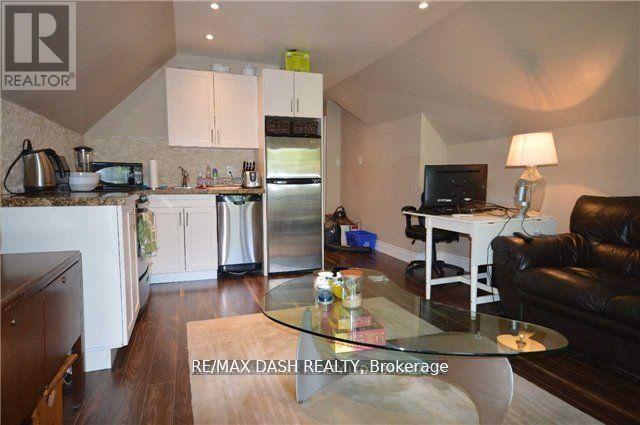 301 - 141 Admiral Road, Toronto, Ontario  M5R 2L7 - Photo 5 - C12750254