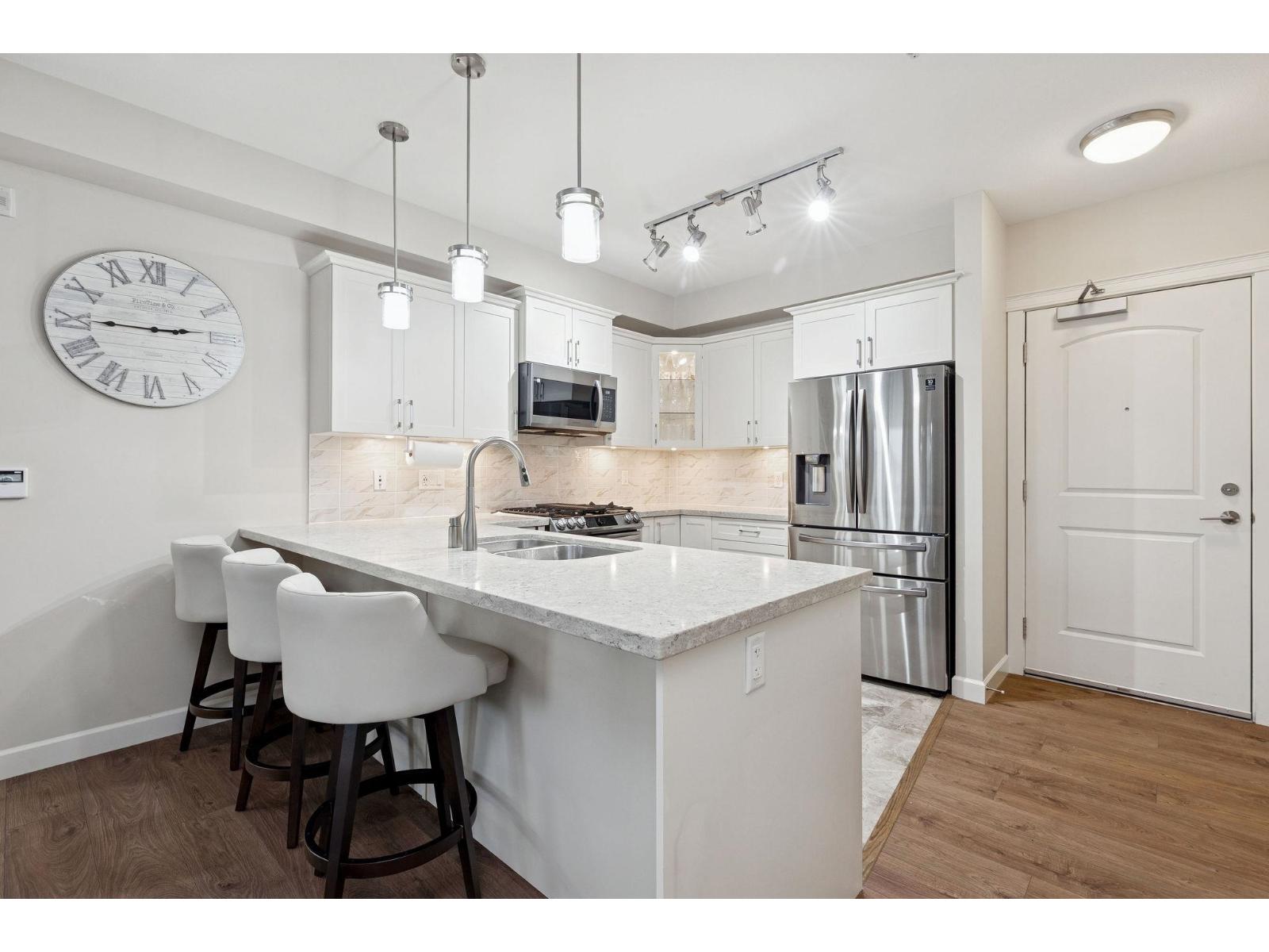 209 3535 146a Street, Surrey, British Columbia  V4P 0H2 - Photo 6 - R3085520