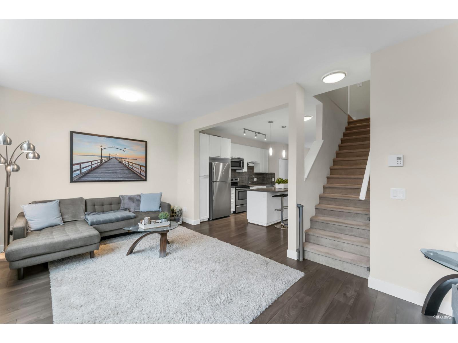 215 2228 162 STREET, Surrey, British Columbia