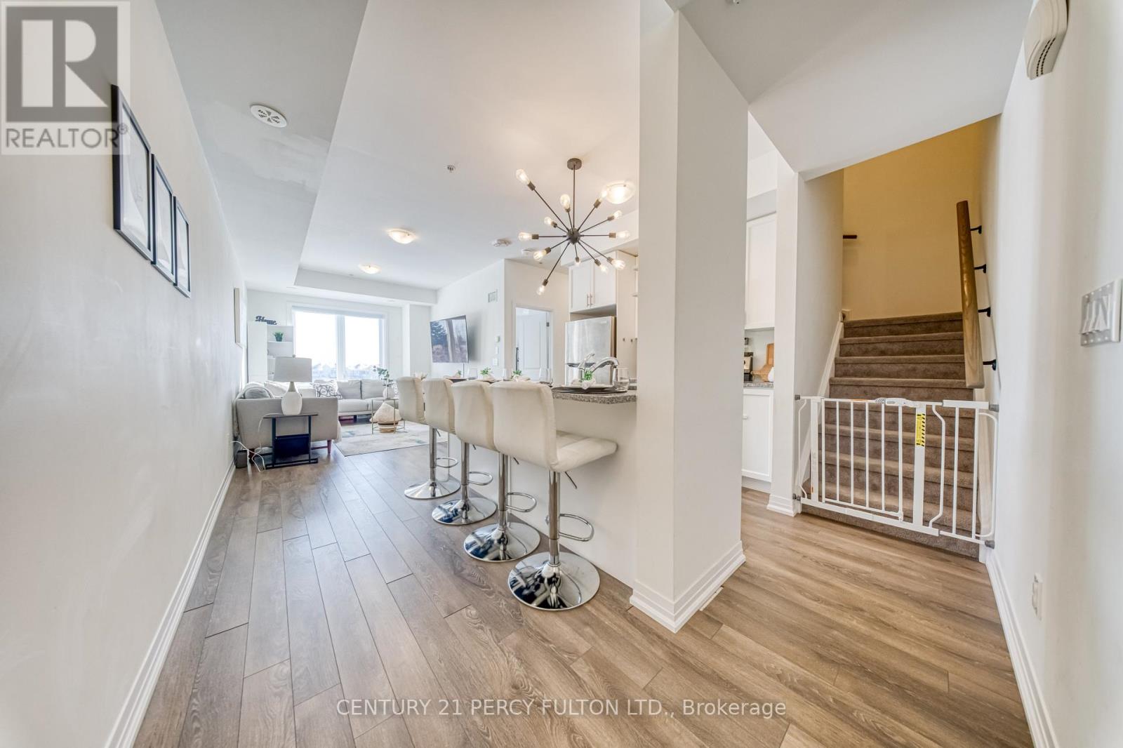 604 - 2635 William Jackson Drive, Pickering, Ontario  L1X 0L3 - Photo 5 - E12750232