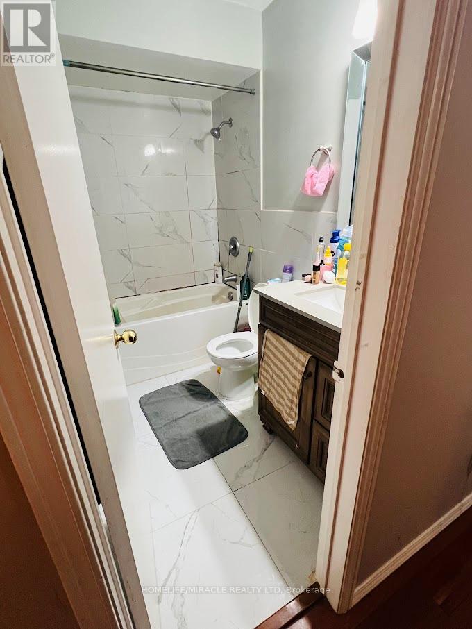 68 Maberley Crescent, Toronto, Ontario  M1C 3K8 - Photo 24 - E12750270