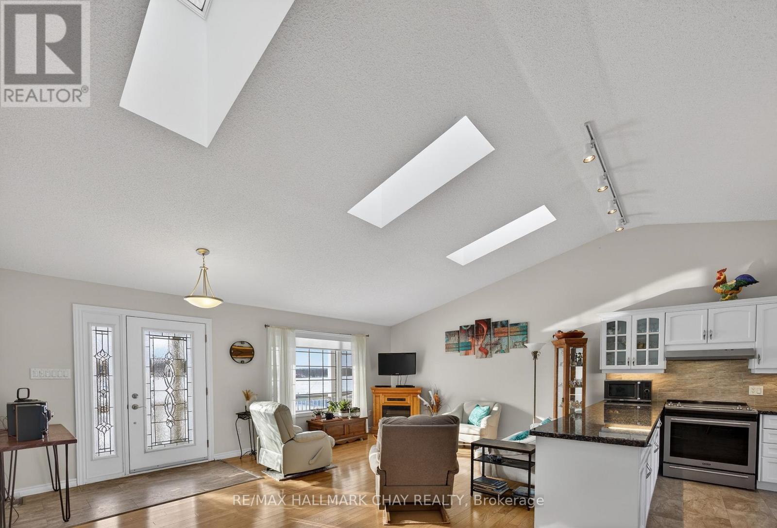 2452 10th Line, Innisfil, Ontario  L9S 3R2 - Photo 17 - N12750068