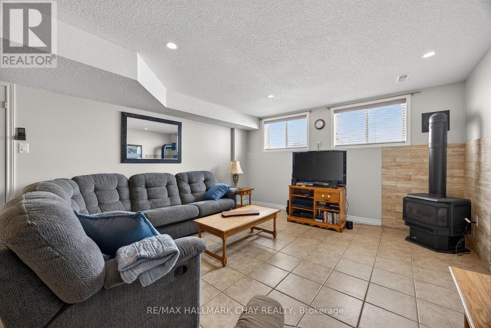 2452 10th Line, Innisfil, Ontario  L9S 3R2 - Photo 29 - N12750068