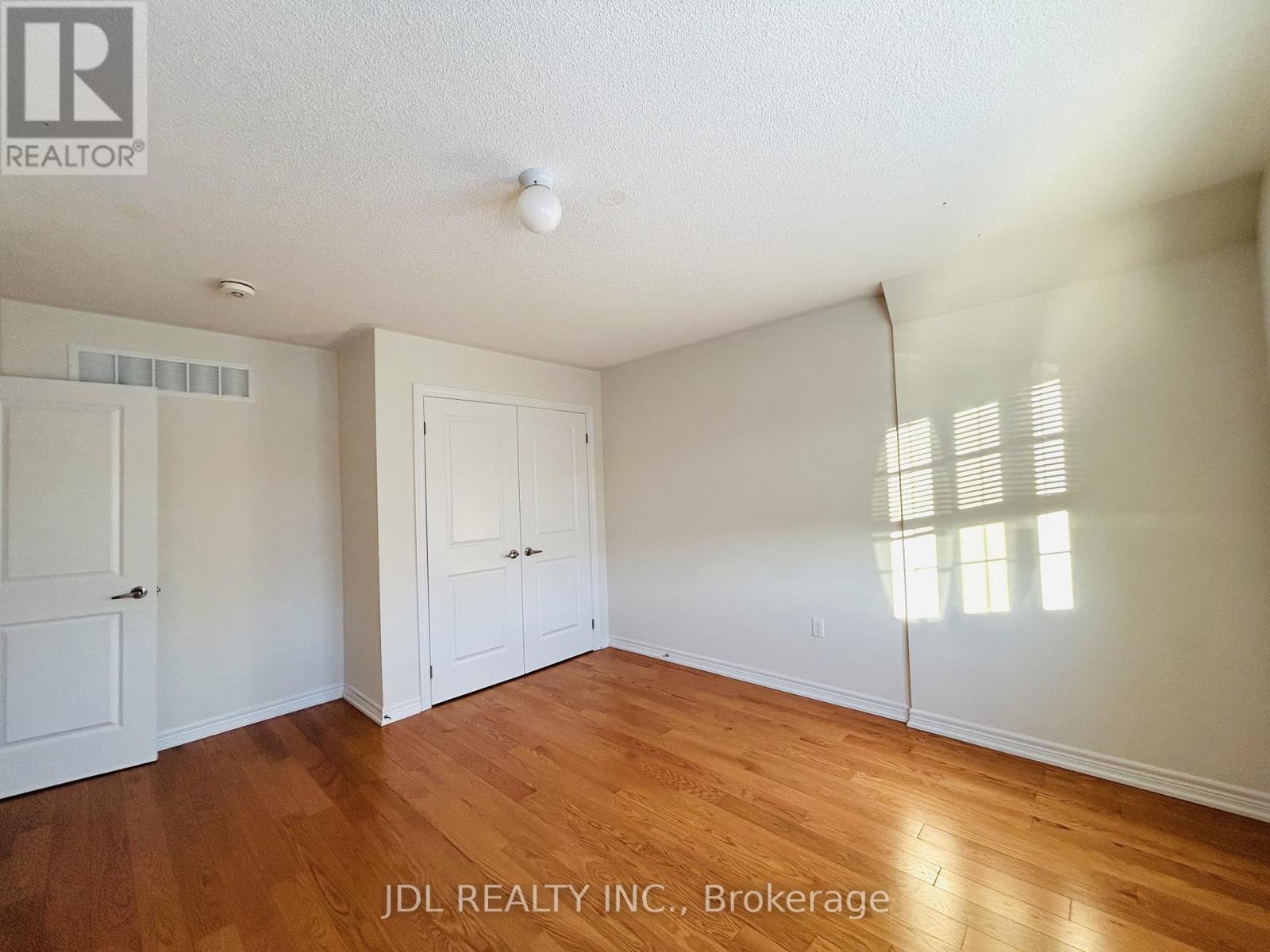 10 Benn Avenue, Georgina, Ontario  L4P 0G8 - Photo 23 - N12750104