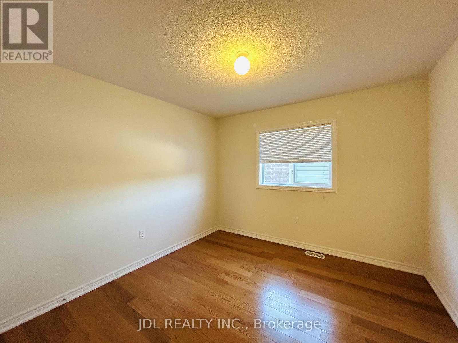 10 Benn Avenue, Georgina, Ontario  L4P 0G8 - Photo 24 - N12750104