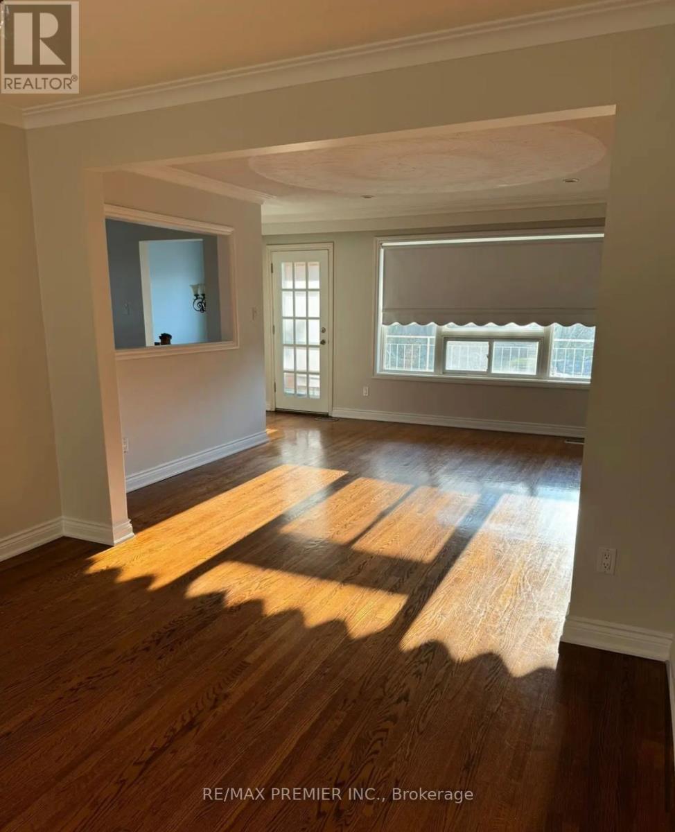 Upper - 91 Rainbow Drive, Vaughan, Ontario  L4L 2K6 - Photo 4 - N12750132