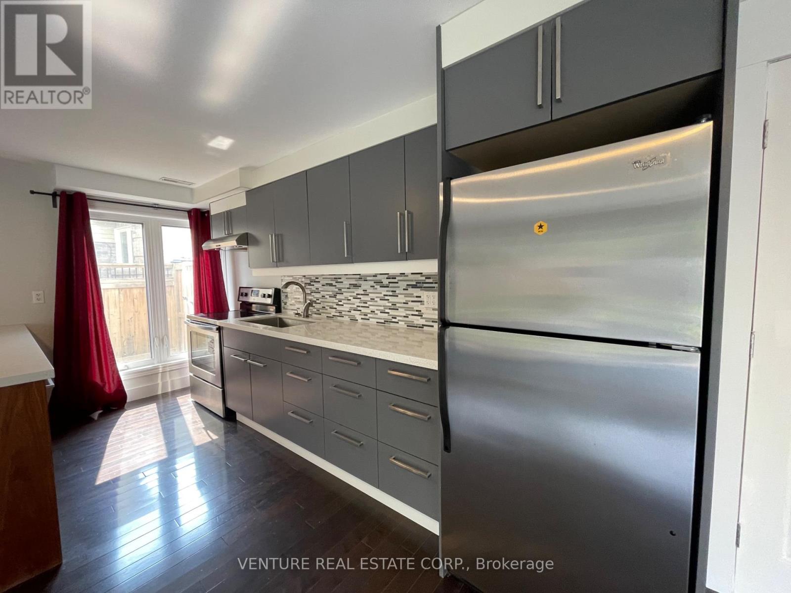 Rear - 55 Batson Drive, Aurora, Ontario  L4G 3P9 - Photo 7 - N12750164