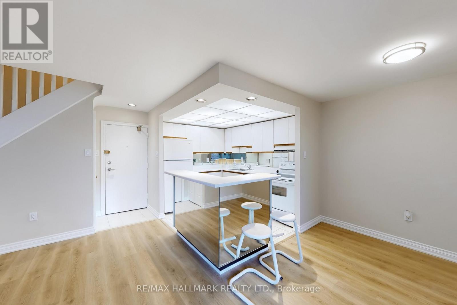 316 - 16 Elgin Street, Markham, Ontario  L3T 4T4 - Photo 9 - N12750258