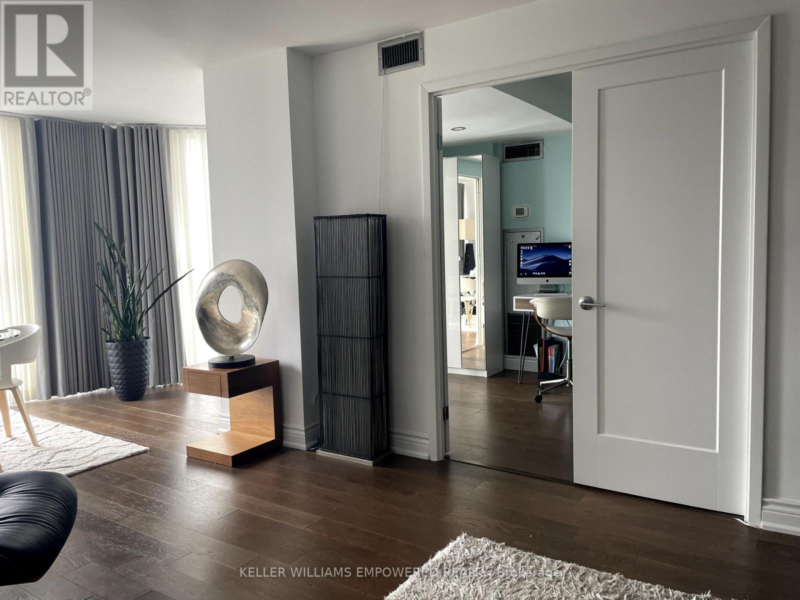 707 - 2091 Hurontario Street, Mississauga, Ontario  L5A 4E6 - Photo 12 - W12428663