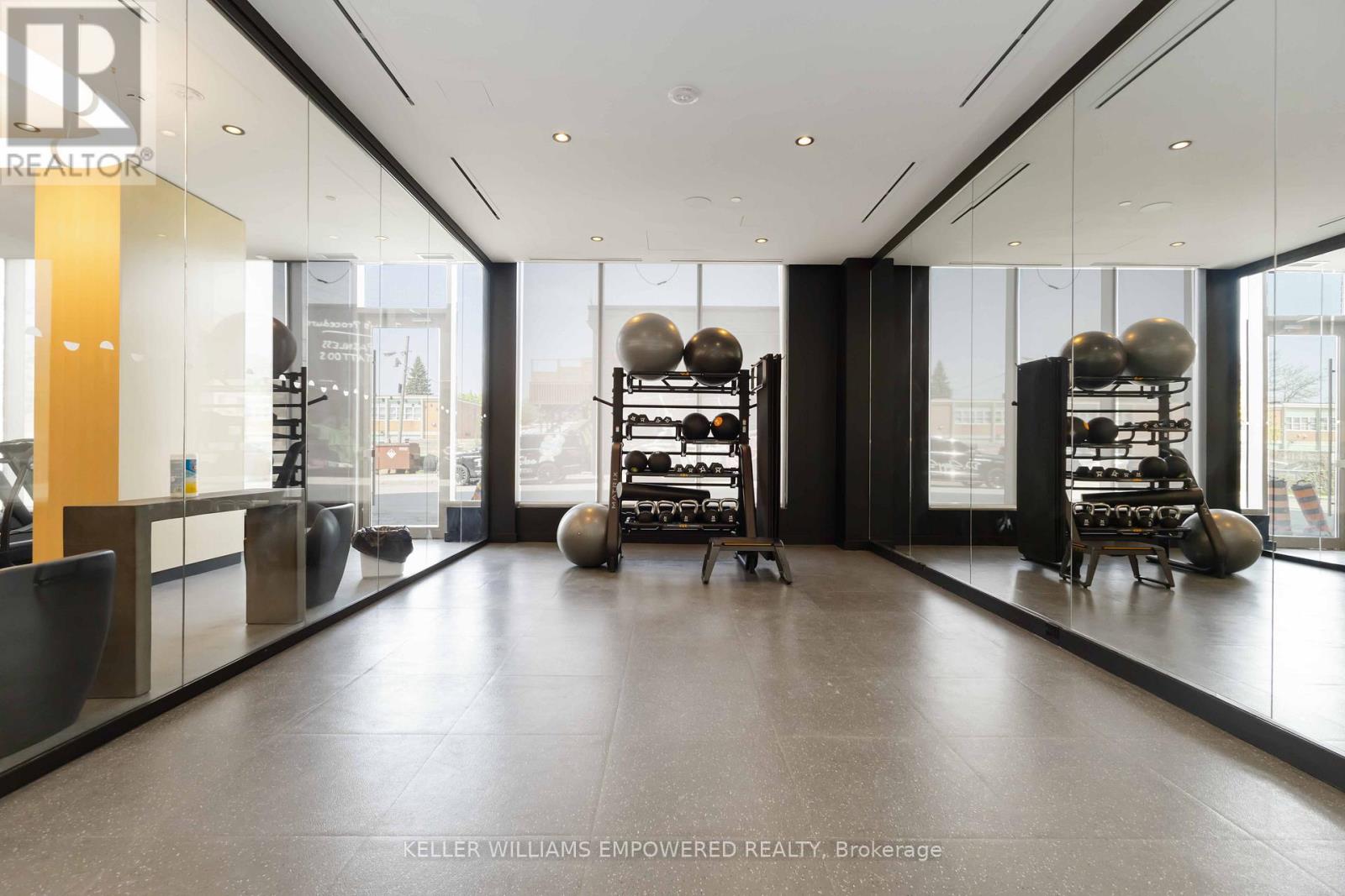 818 - 689 The Queensway Street, Toronto, Ontario  M8Y 1L1 - Photo 21 - W12460176