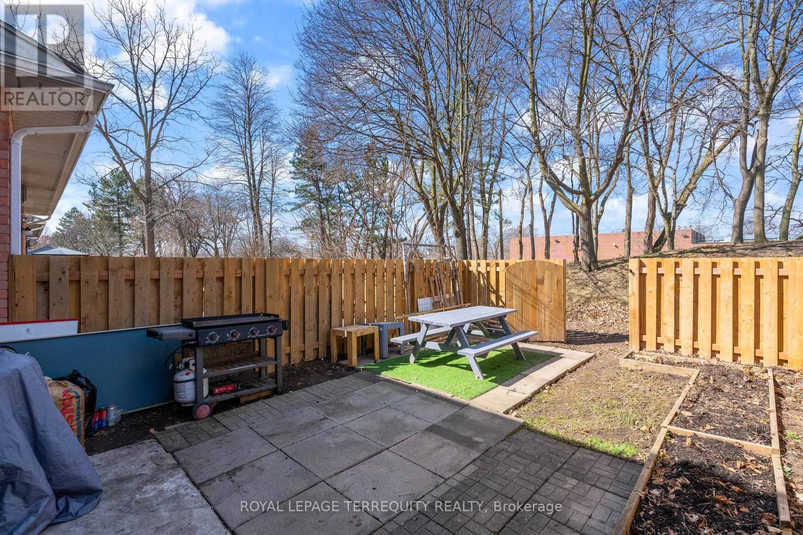 53 - 185 Denistoun Street, Welland, Ontario  L3C 6J6 - Photo 26 - X12749328