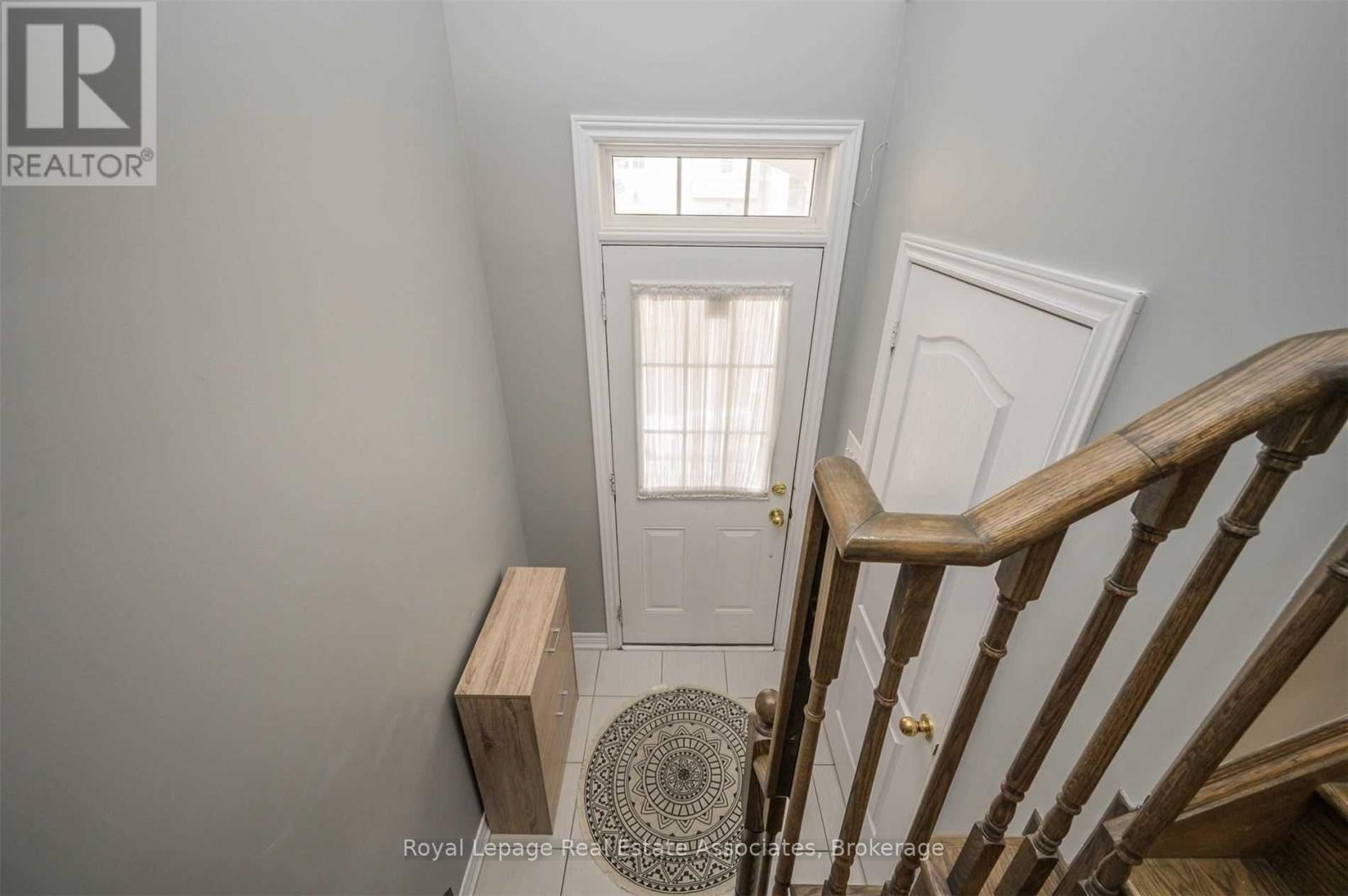 54 Sea Drifter Crescent, Brampton, Ontario  L6P 4B2 - Photo 5 - W12750088