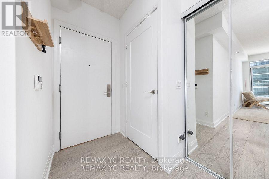 3904 - 56 Annie Craig Drive, Toronto, Ontario M8V 0C8 - Photo 2 - W12750118