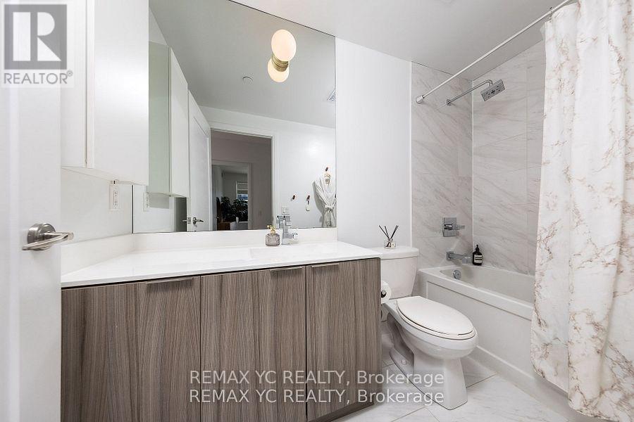 3904 - 56 Annie Craig Drive, Toronto, Ontario M8V 0C8 - Photo 6 - W12750118