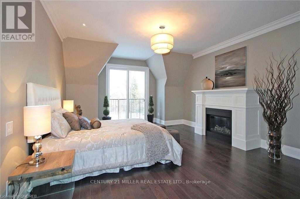 2308 Belyea Street, Oakville, Ontario  L6L 1N6 - Photo 18 - W12750136