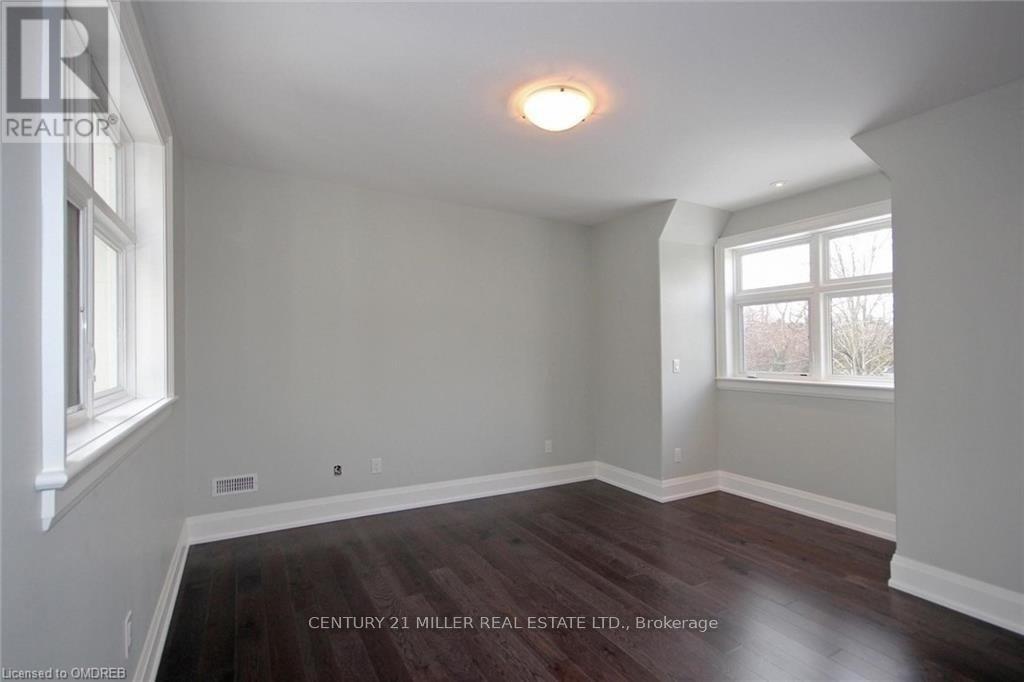 2308 Belyea Street, Oakville, Ontario  L6L 1N6 - Photo 23 - W12750136