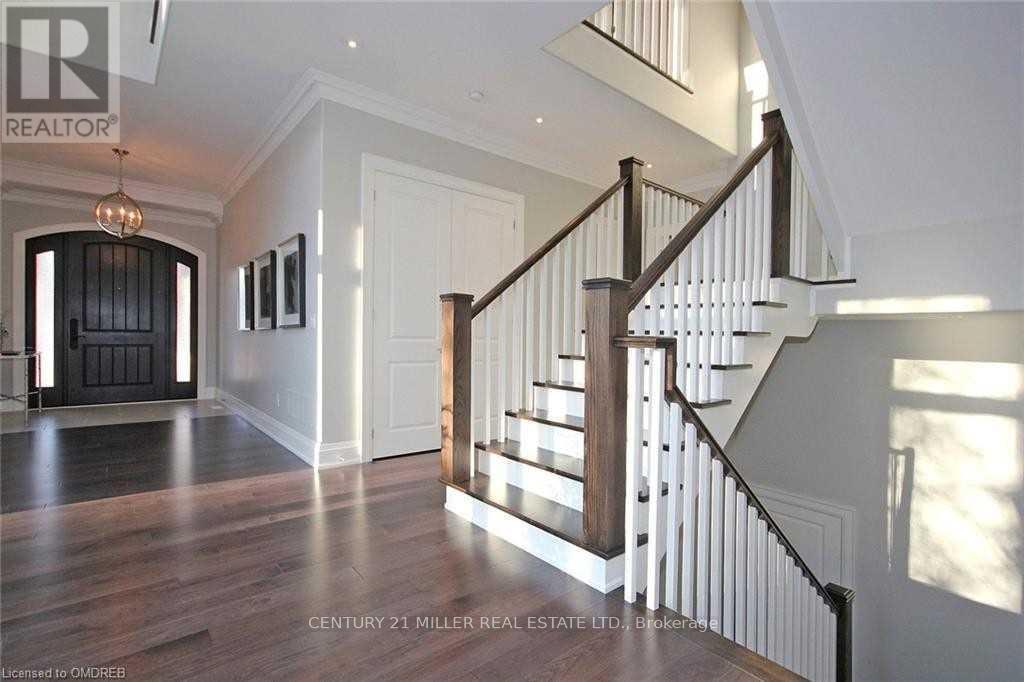 2308 Belyea Street, Oakville, Ontario  L6L 1N6 - Photo 6 - W12750136