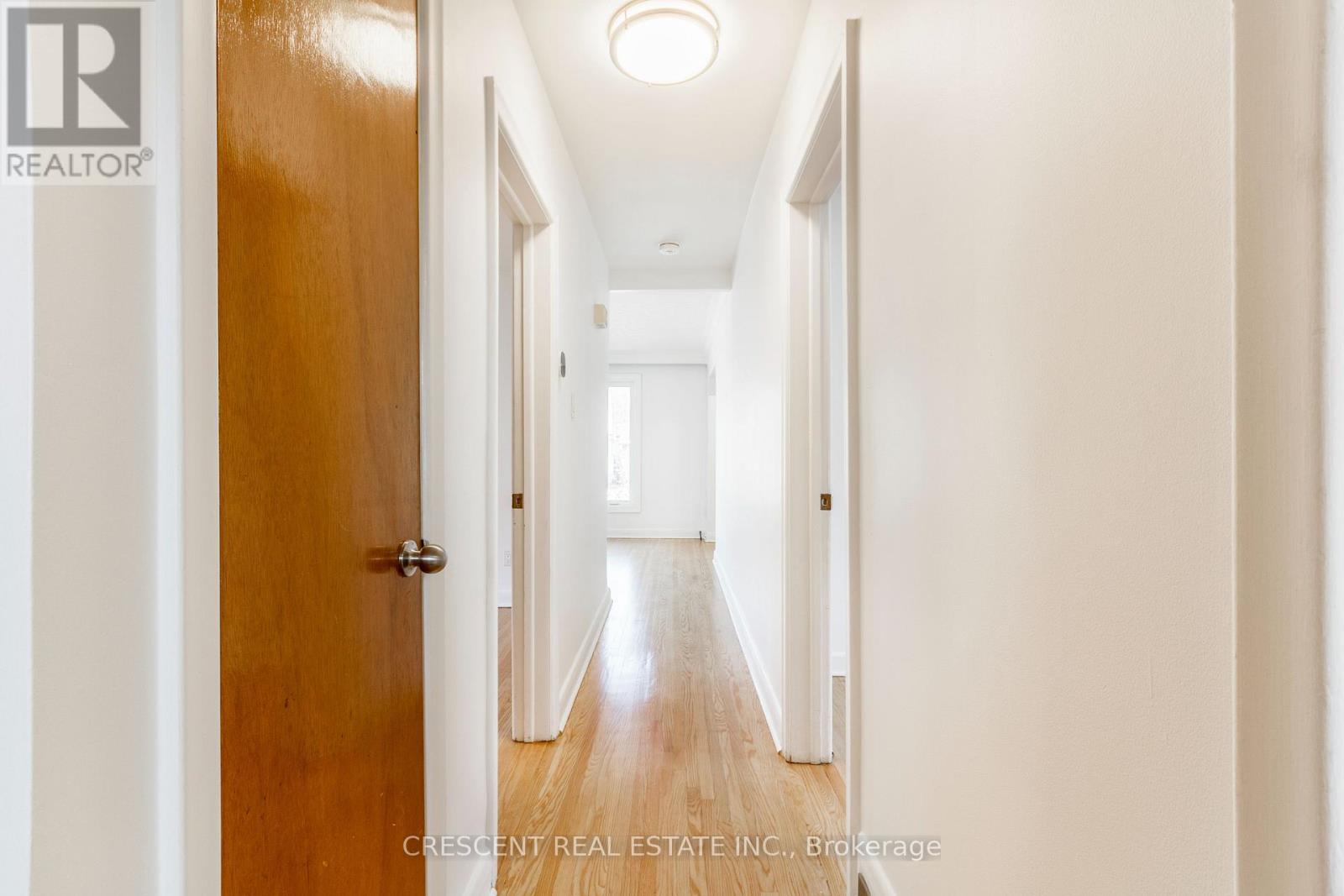 Upper - 51 Black Creek Boulevard, Toronto, Ontario  M6N 2K6 - Photo 19 - W12750212