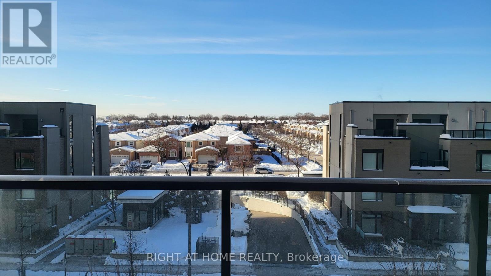 433 - 4055 PARKSIDE VILLAGE DRIVE, Mississauga, Ontario