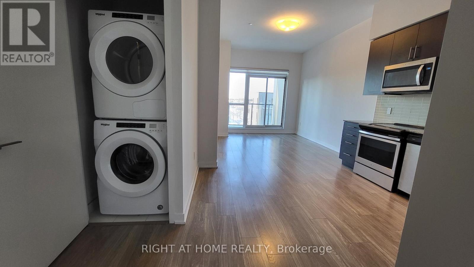 433 - 4055 Parkside Village Drive, Mississauga, Ontario  L5B 0K8 - Photo 11 - W12750218