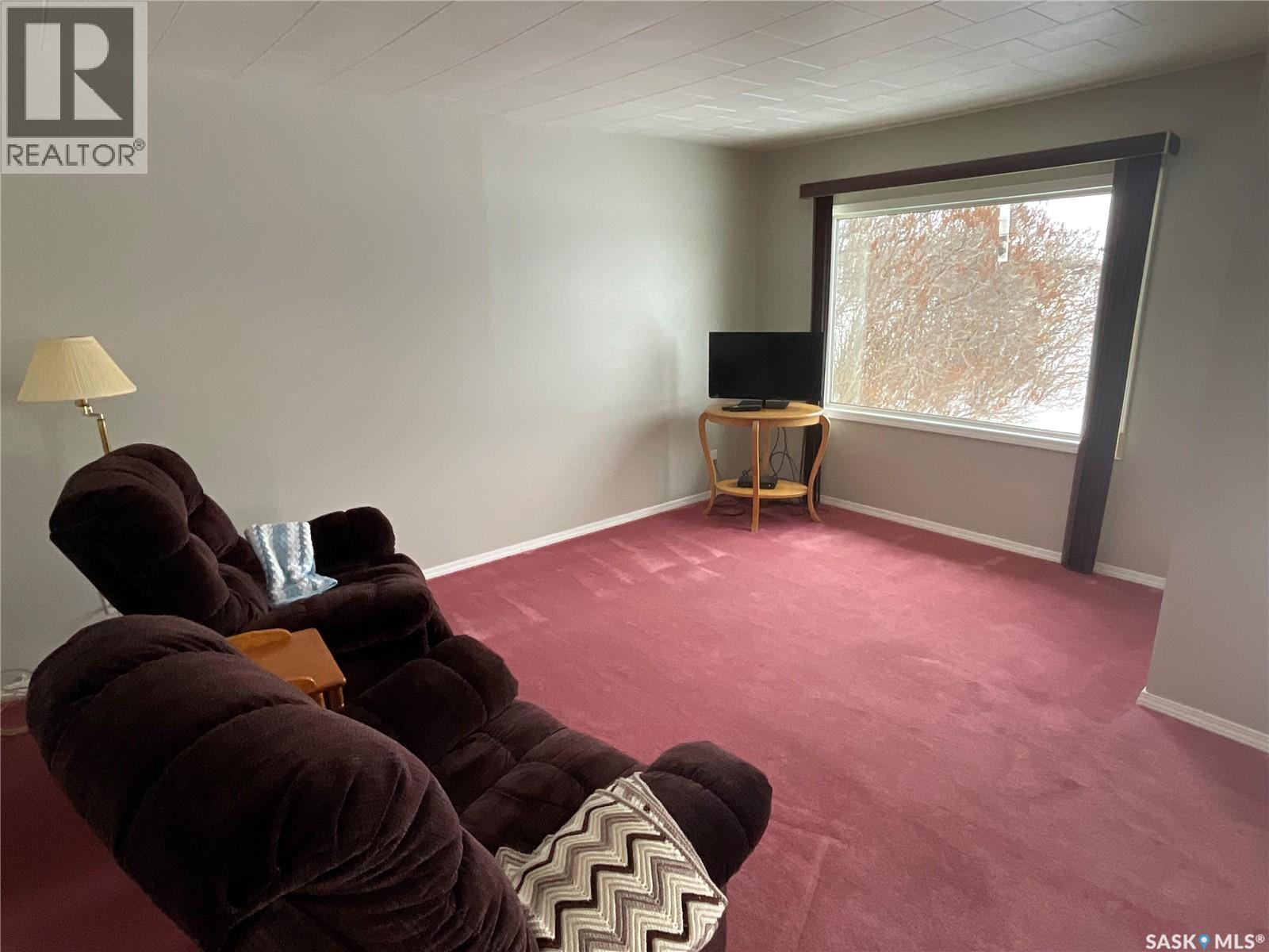 208 5th Street S, Wakaw, Saskatchewan  S0K 4P0 - Photo 11 - SK027799