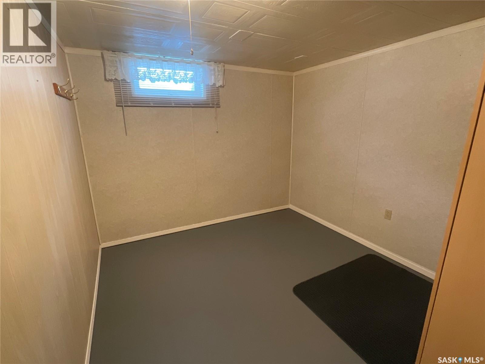 208 5th Street S, Wakaw, Saskatchewan  S0K 4P0 - Photo 28 - SK027799