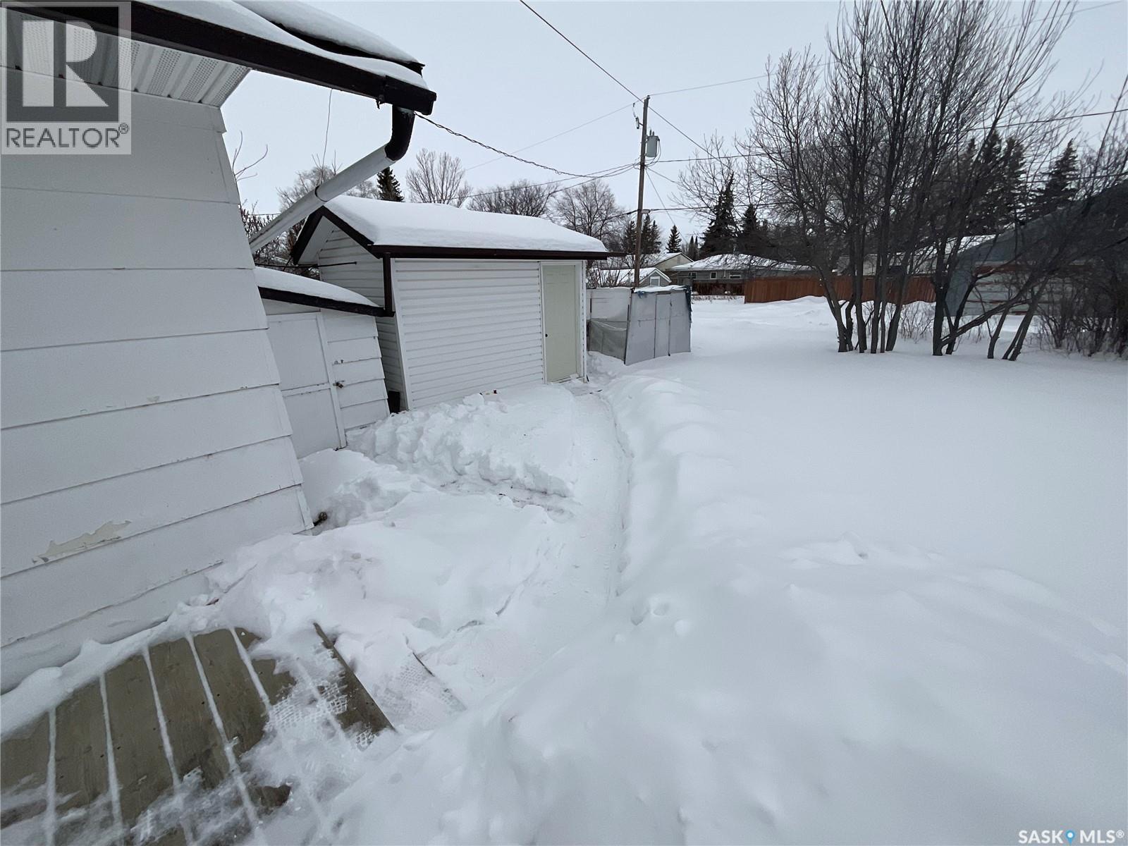 208 5th Street S, Wakaw, Saskatchewan  S0K 4P0 - Photo 37 - SK027799