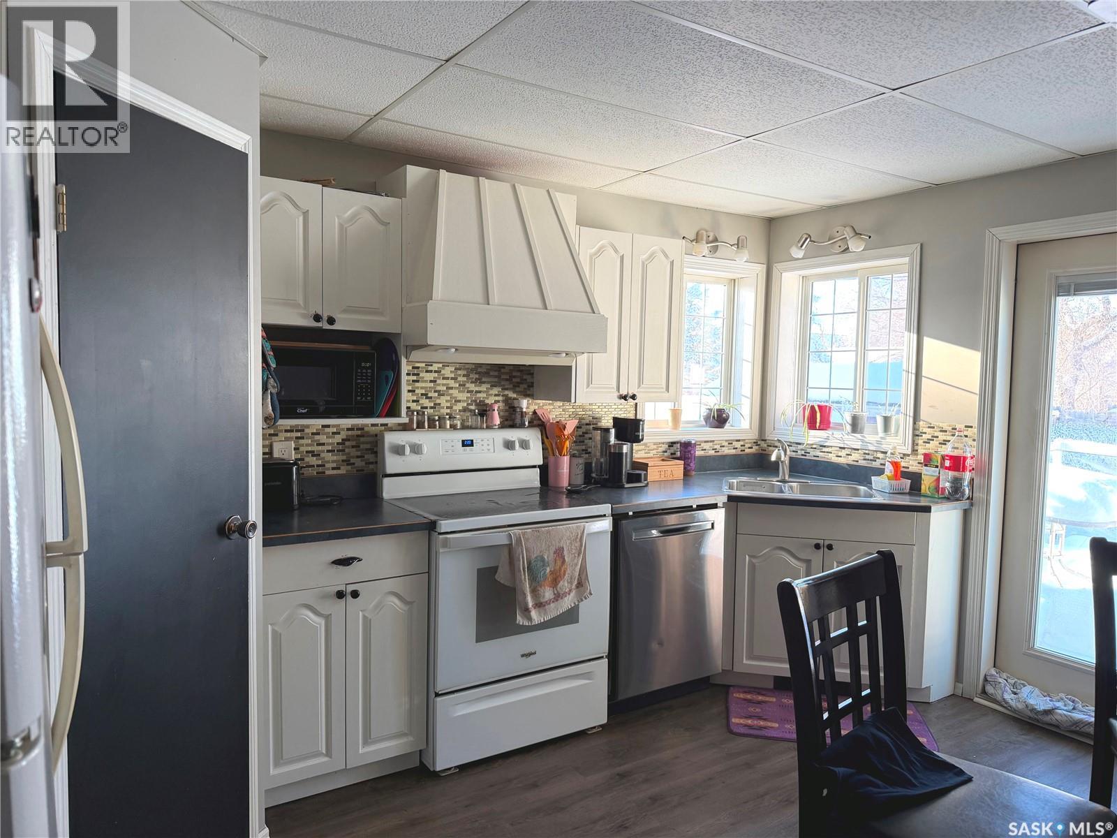 324 Main Street, Balcarres, Saskatchewan  S0G 0C0 - Photo 4 - SK027786