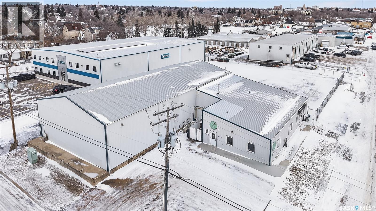 690 Fairford Street W, Moose Jaw, Saskatchewan  S6H 1T4 - Photo 2 - SK027735