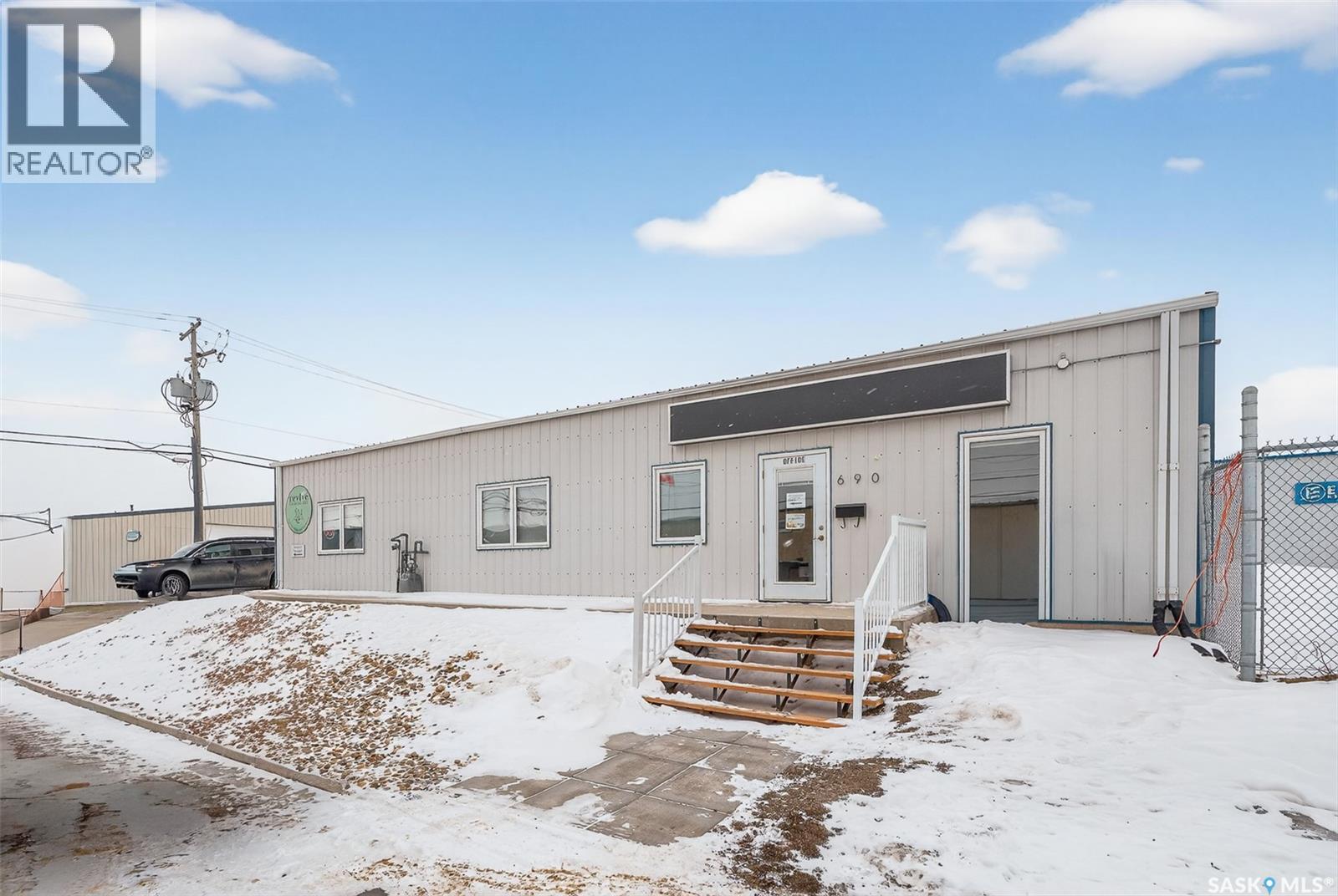 690 Fairford Street W, Moose Jaw, Saskatchewan  S6H 1T4 - Photo 34 - SK027735