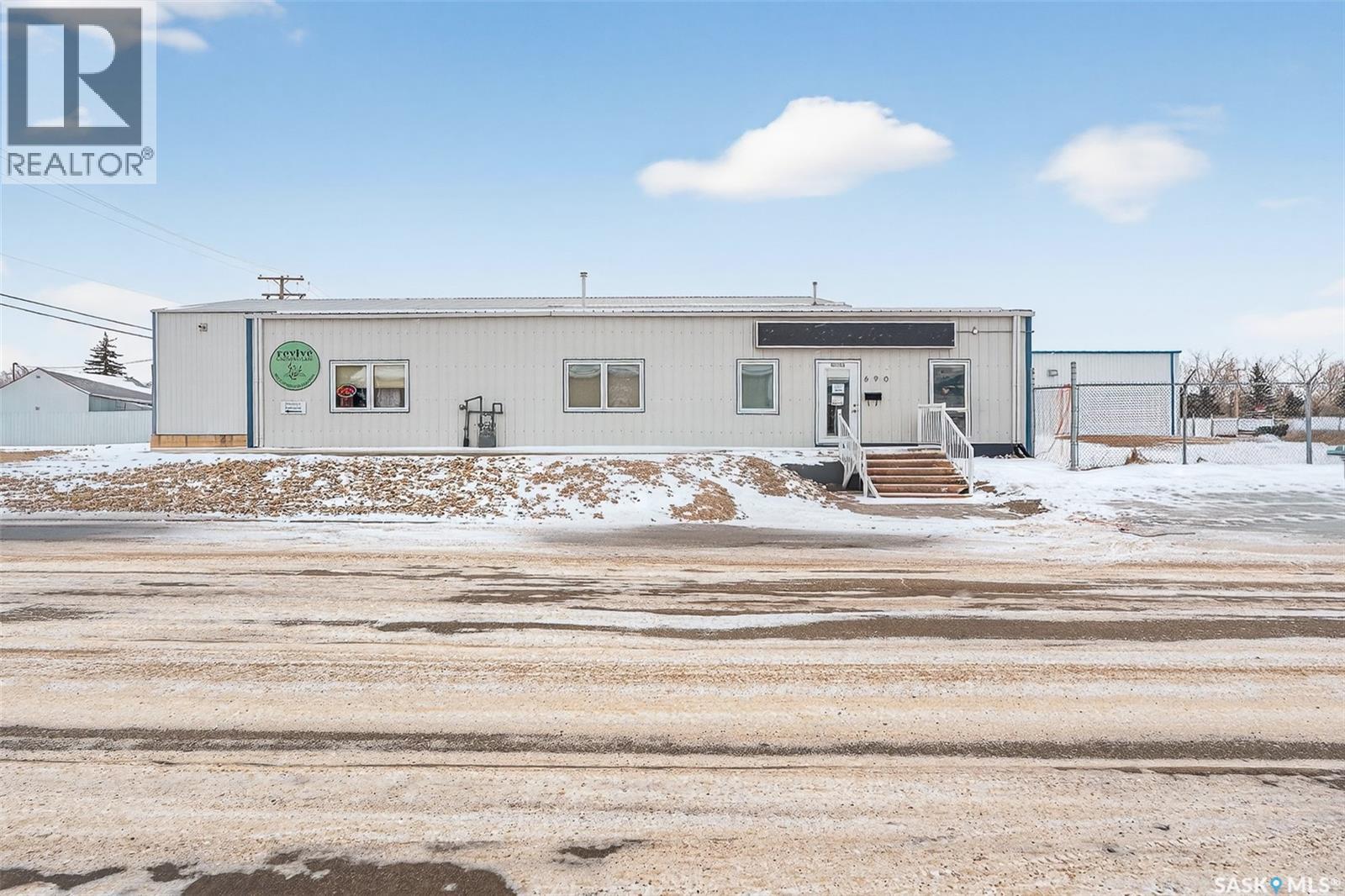 690 Fairford Street W, Moose Jaw, Saskatchewan  S6H 1T4 - Photo 36 - SK027735