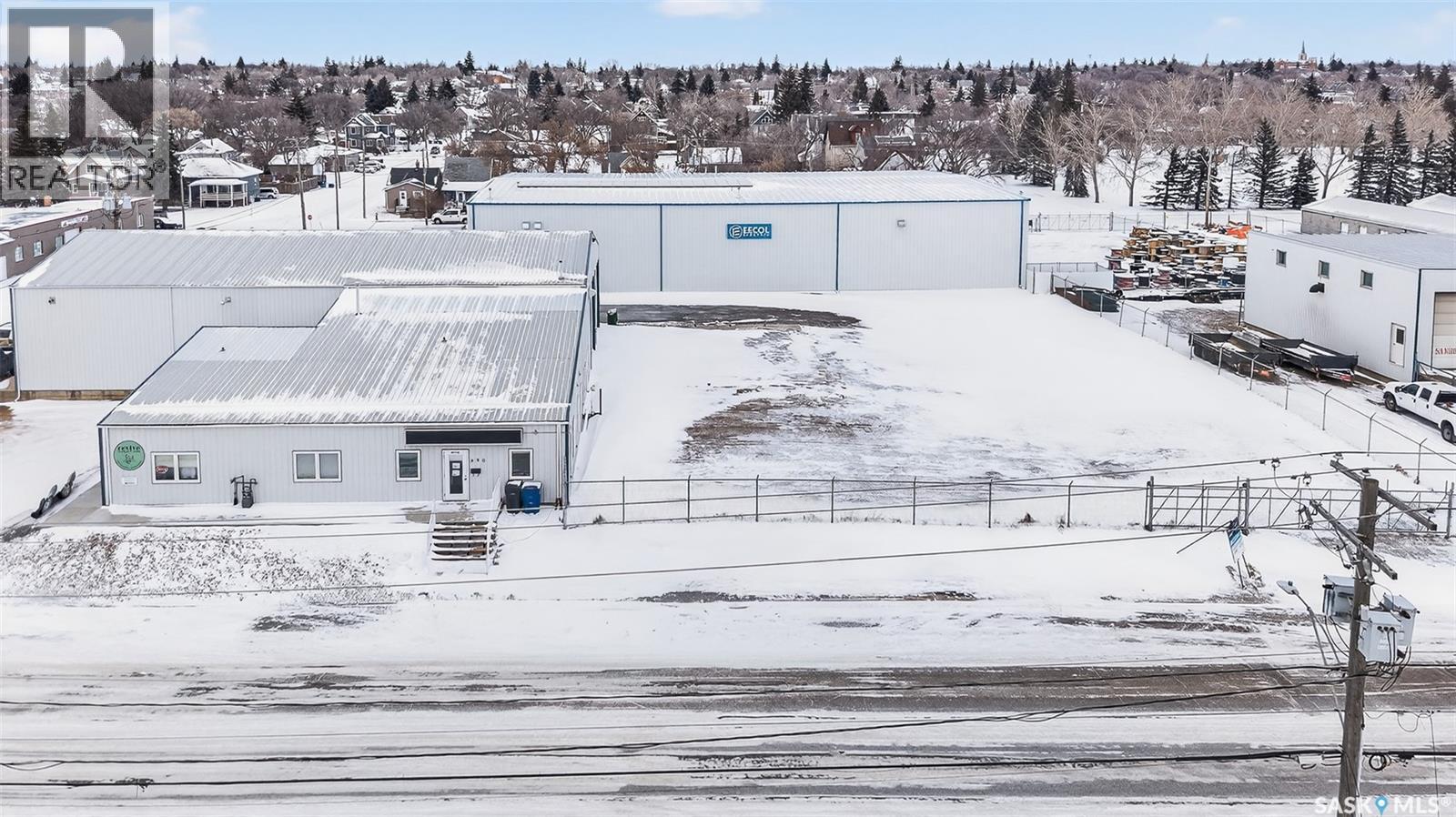 690 Fairford Street W, Moose Jaw, Saskatchewan  S6H 1T4 - Photo 4 - SK027735