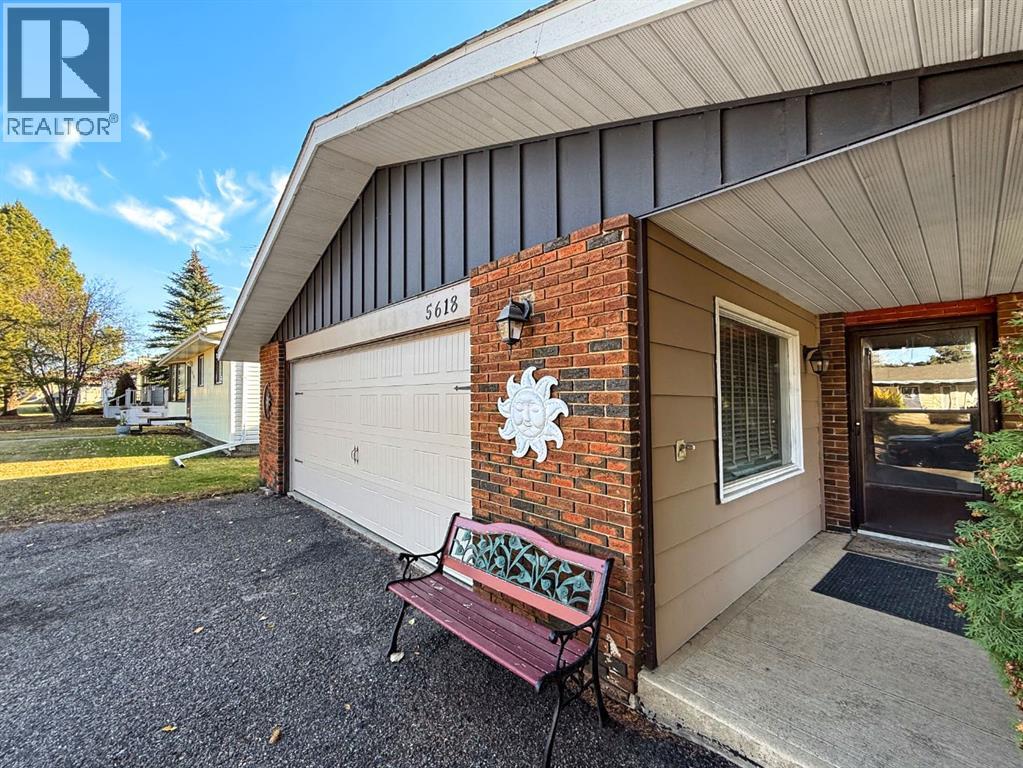 5618 47 Avenue, Forestburg, Alberta  T0B 1N0 - Photo 4 - A2262782