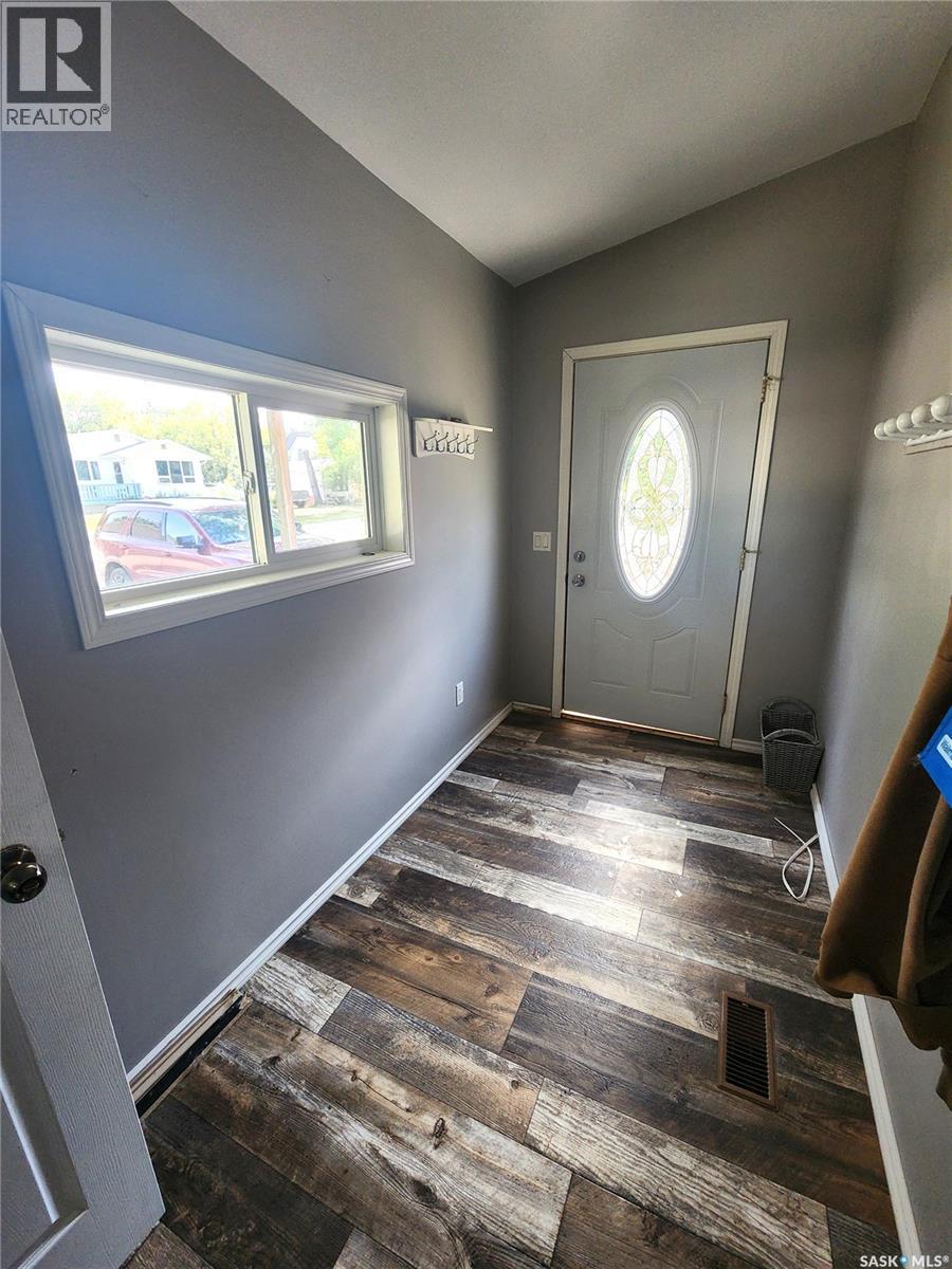 133 Mainprize Street, Midale, Saskatchewan  S0C 1S0 - Photo 3 - SK017794
