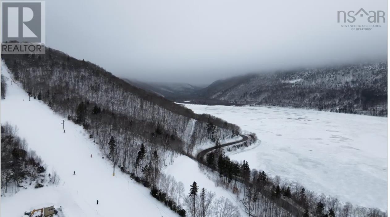 31 Osprey Lane, South Ingonish Harbour, Nova Scotia  B0C 3B3 - Photo 26 - 202601938