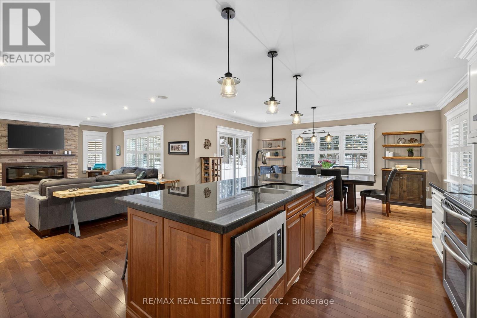 19 Golden Road, Mono, Ontario  L9W 6X8 - Photo 18 - X12750148