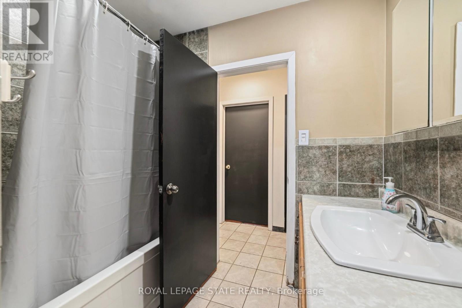 697 Highway 56, Haldimand, Ontario  N0A 1R0 - Photo 12 - X12750160