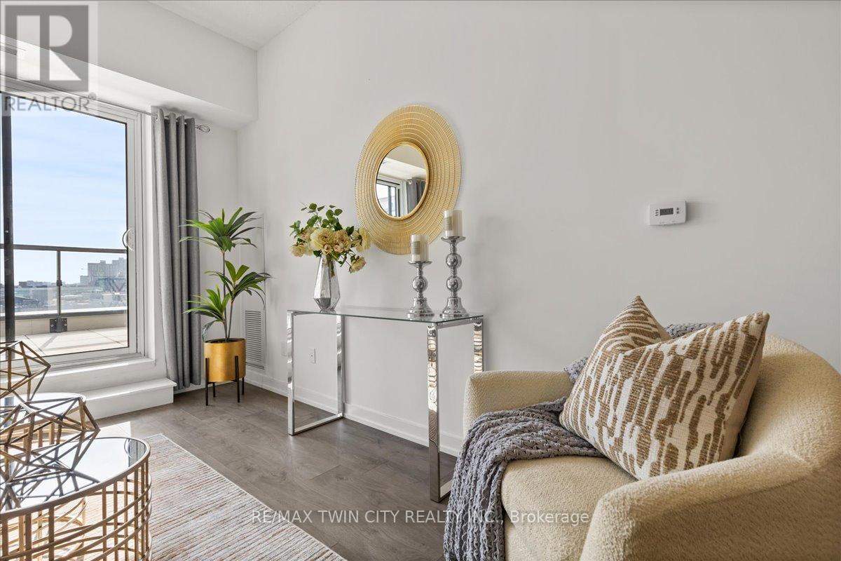 505 - 55 Duke Street W, Kitchener, Ontario  N2H 0C9 - Photo 14 - X12750172