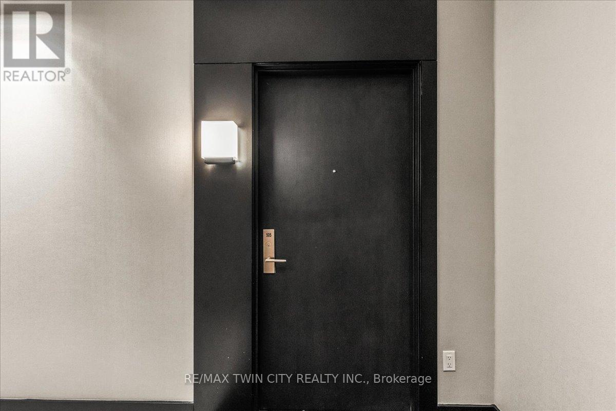 505 - 55 Duke Street W, Kitchener, Ontario  N2H 0C9 - Photo 4 - X12750172